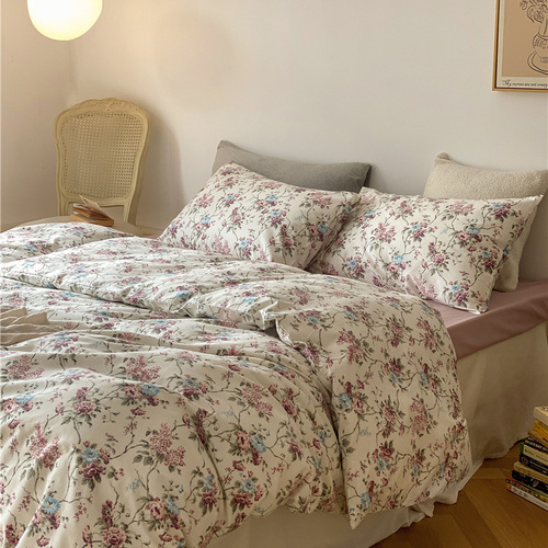 Korean retro floral 100% cotton bed set including four pieces: sheet, duvet cover, and pillowcase set for dormitory, 1.8 meters