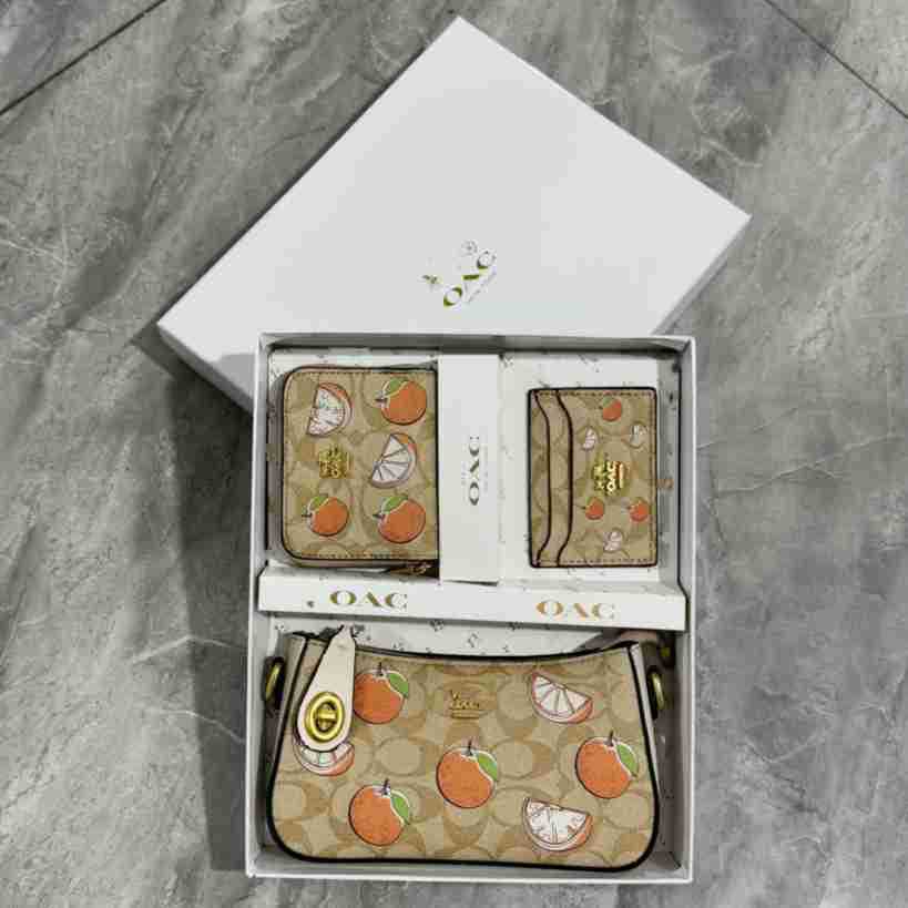 2025 nuevo Kome bolso brazo cartera de tres piezas conjunto de co caja bolsa de tarjetas de comercio exterior transfronterizo bolso de donación