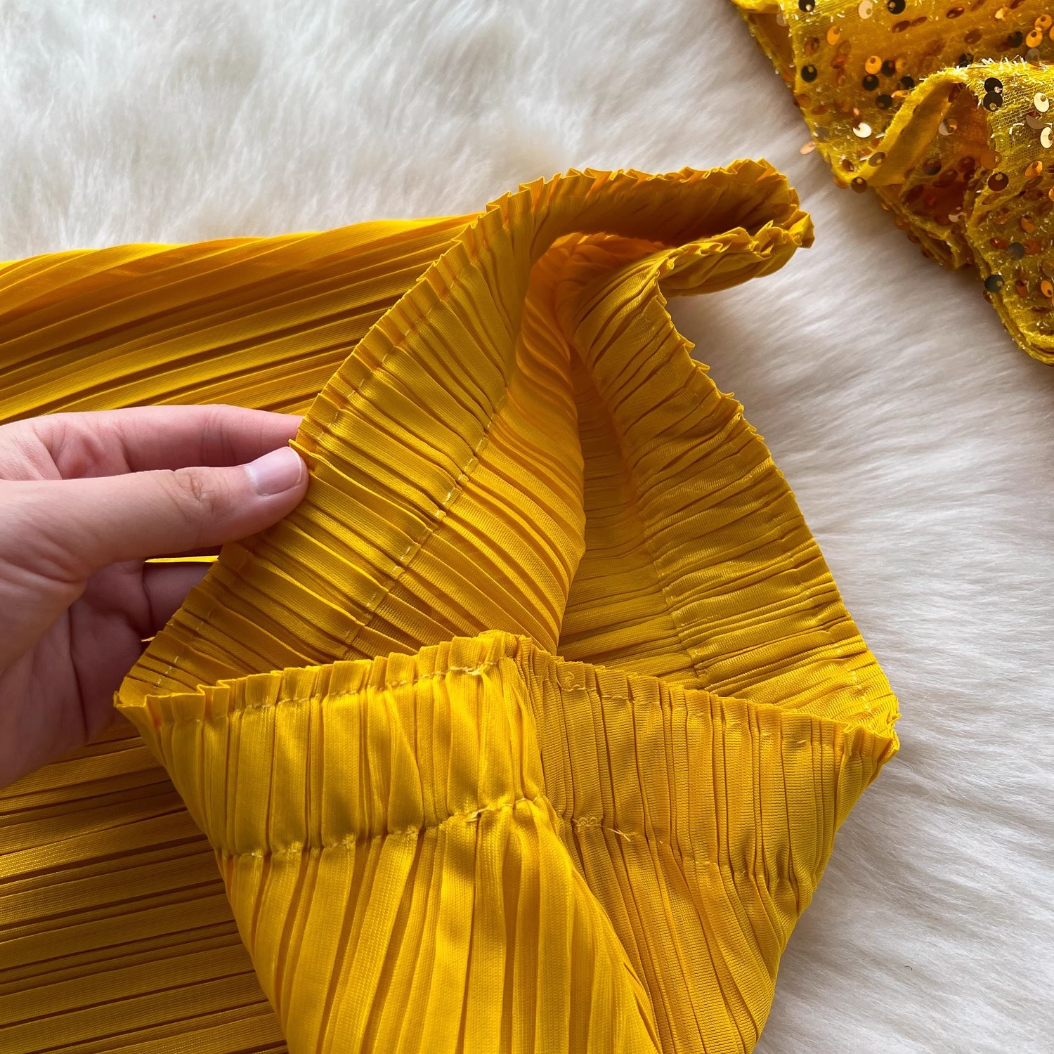 Women's high end stylish round neck three quarter sleeve sequin embroidered pleated top + high waist drape skirt suit_voghion.com