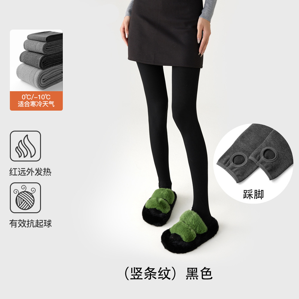 レギンスの靴下の女性は秋冬に厚い綿の縦縞のカシミヤの圧力を加えます。