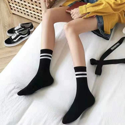 Socks Girl Spring and Summer Crew Socks Striped Double Bar Academy Style Trend Socks Ins Black and White Bunch Socks Cotton Socks Wholesale Socks