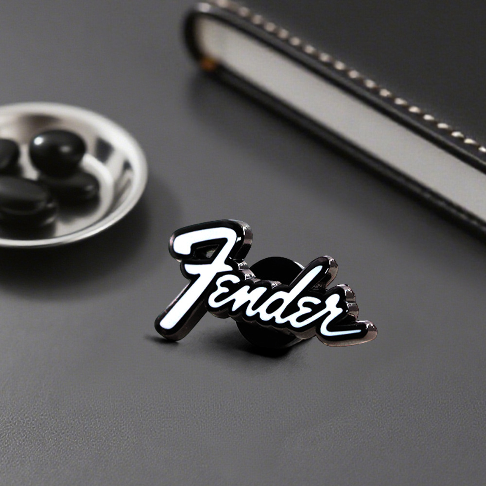 Harman Kardon Artistic Letter Brooch Music Enthusiast Enamel Pin Fashion Band Backpack Decoration Badge