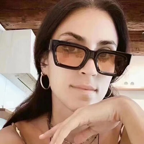 Square small frame sunglasses, fashionable sunglasses, Western and Eastern personality, thick frame, INSPopular sunglasses