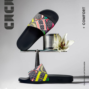 CHCH ������Ů����Ь�r�Ѓ��⴩ƽ�׷������QŮʽһ�������m
