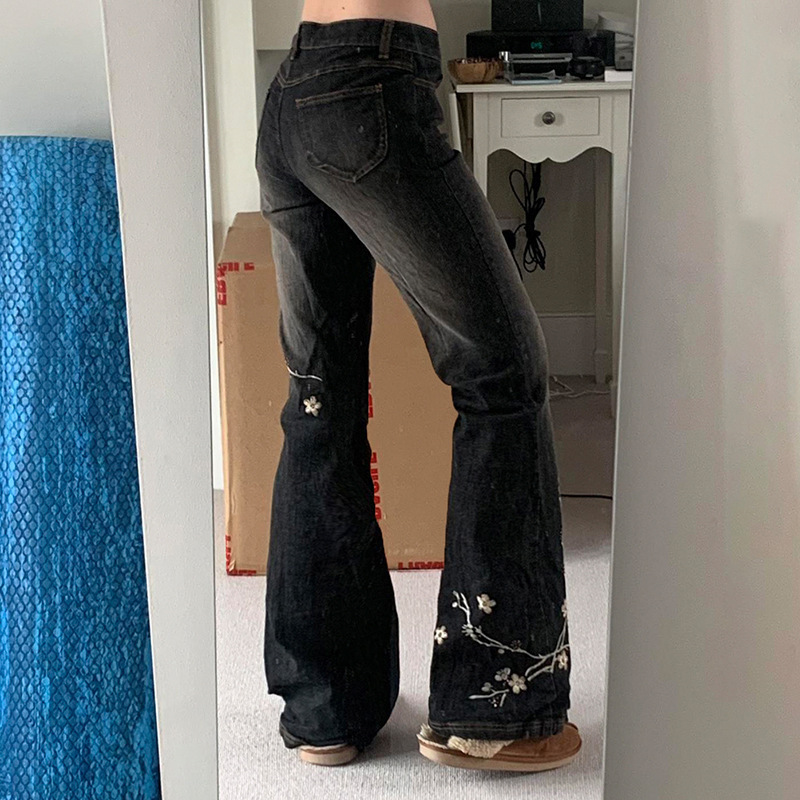 美式复古牛仔裤女高街辣妹修身显瘦微喇裤植物刺绣低腰长裤设计感|undefined