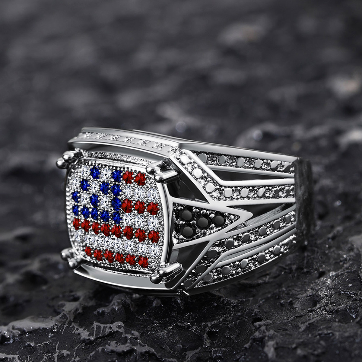 Hip hop domineering micro inlaid plated color separation business OL simulation diamond ring trendy men's jewelry_voghion.com