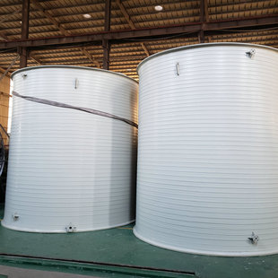 Manufacturers supply acid and alkali resistant chemical containers, and the long life of the integrated forming of the storage tank is long.