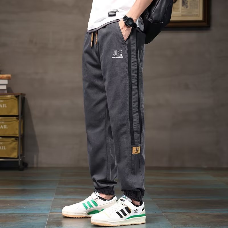 Pantalones casuales, marca de moda de otoño e invierno para hombres, pantalones bonitos, pantalones largos de Harlan de mezclilla de nuevo estilo, marea de gran tamaño para hombres