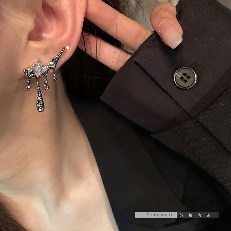 hmqViviiyNSAyin7WuaUt1946PGcFHaeBky3