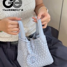 �n��Polo�ٴ�˻@������СˮͰ���|���ֹ�����Ů�����μ�б���