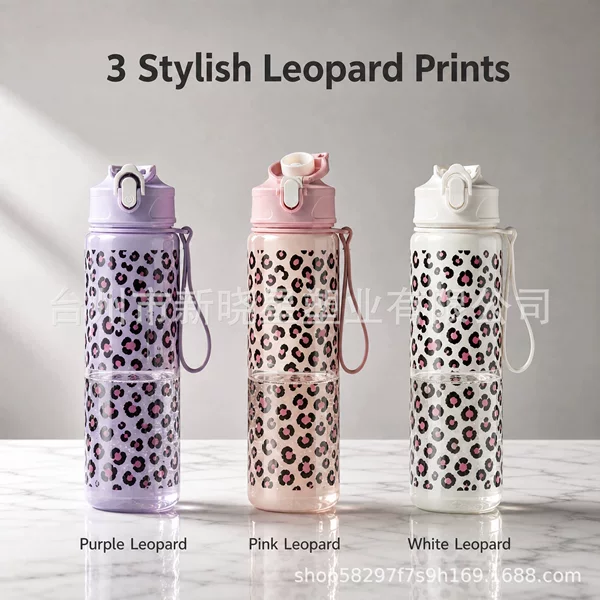 Portable new cross-border wholesale cute cartoon pattern capybara plastic cup with a stylish design and straw, a space-themed cup