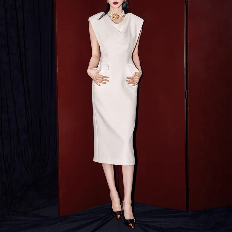 Designer Style Simple and Elegant Long Dress, Sleeveless, Slim Fit, Slimming Dress for Summer