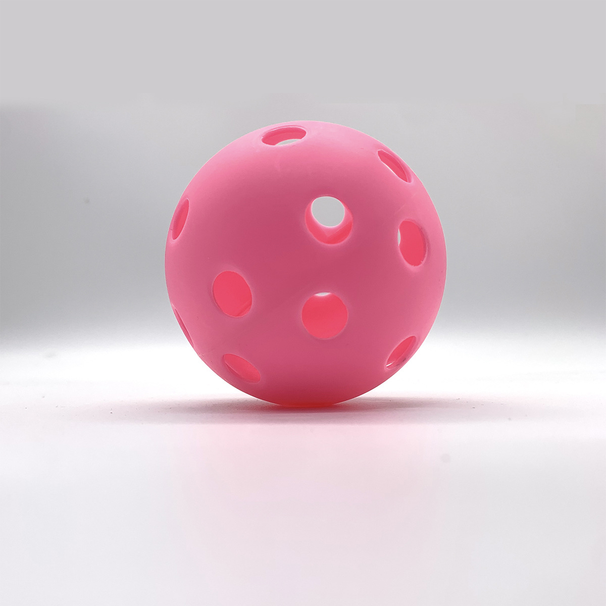 Pickleballs 26 agujeros 40 agujeros TPE inyección moldeado interior y exterior competencia profesional fábrica directa