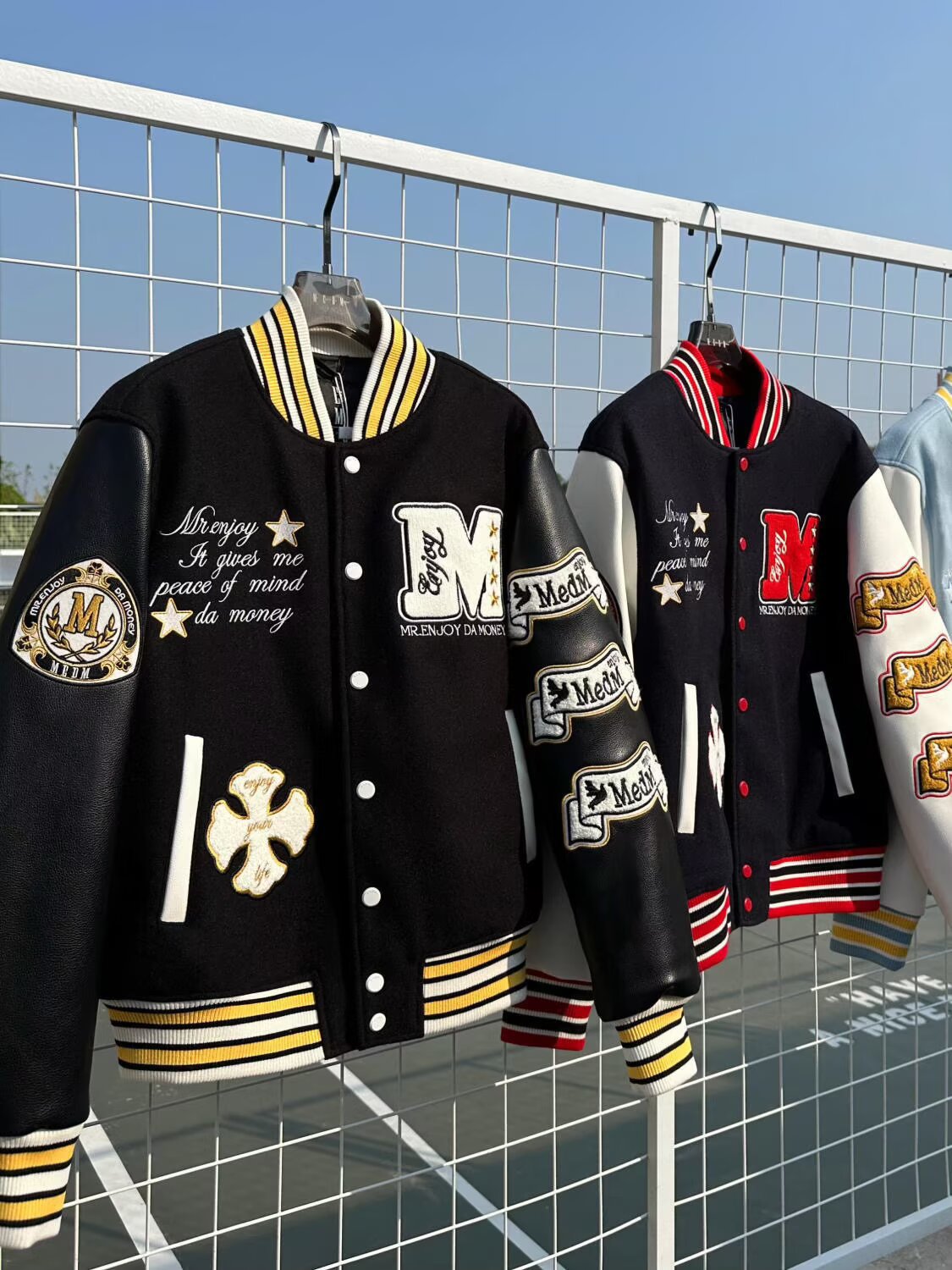 Uniforme de béisbol retro americano klein manga de cuero azul costura suéter chaqueta de los hombres de pareja azul chaqueta casual