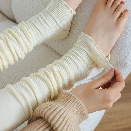 Socks set for women, Japanese girl style solid color vertical strip slimming calf socks for autumn and winter outer wear, sweet and versatile knee-high stockings