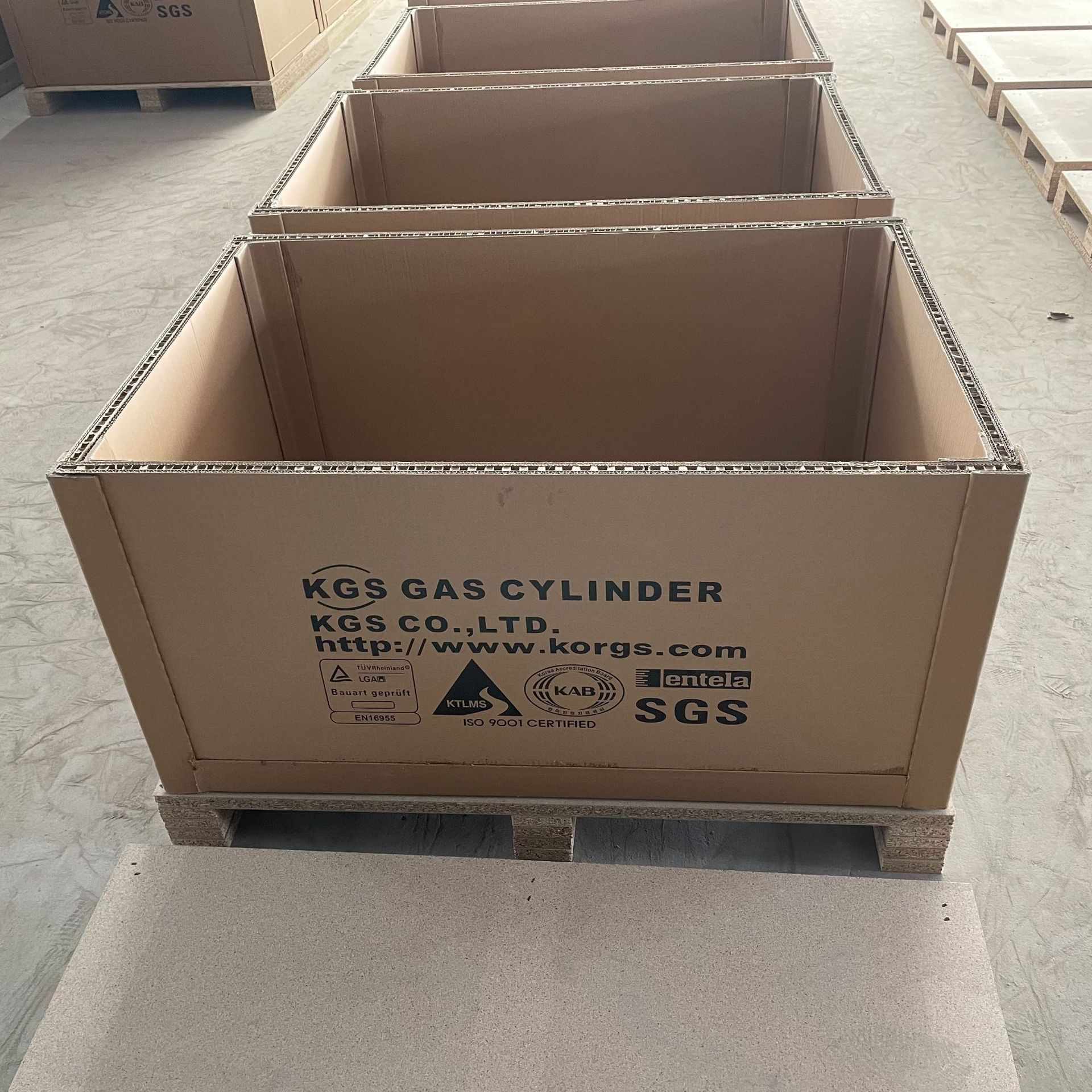 加硬蜂窝纸箱物流设备包装抗压工业打包重型机器特硬抗压