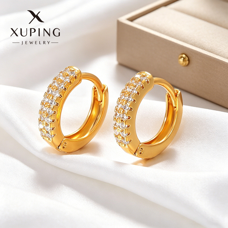 Xuping micro gemas artificiales geométricas círculo de orejas de aleación de cobre chapado en 24k oro imitación lujoso temperamento ligero orejas