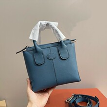 �����zDI BAG�¿���֦�yţƤ���S�羳ֱ�l