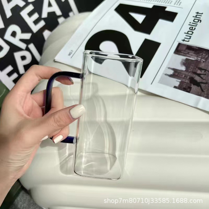 Cristal cuadrado de alta gama de alto aspecto estilo retro nuevo resistente al calor hogar a prueba de explosiones de negocios taza de agua borosilicato taza de té
