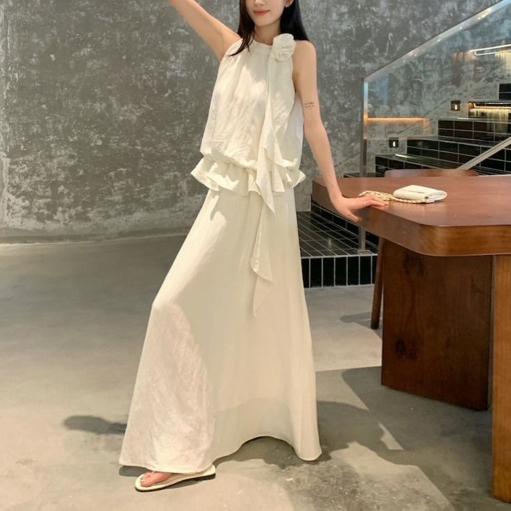 韩系温柔风套装女夏季2025新款挂脖无袖上衣垂感大摆半身裙两件套|undefined