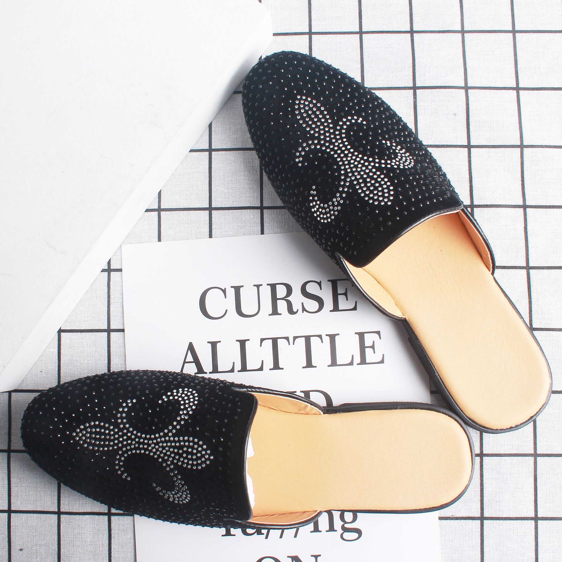 �����ļ��׽����˶���������ƤЬ����ʦӢ�׺���ˮ�����Ь������