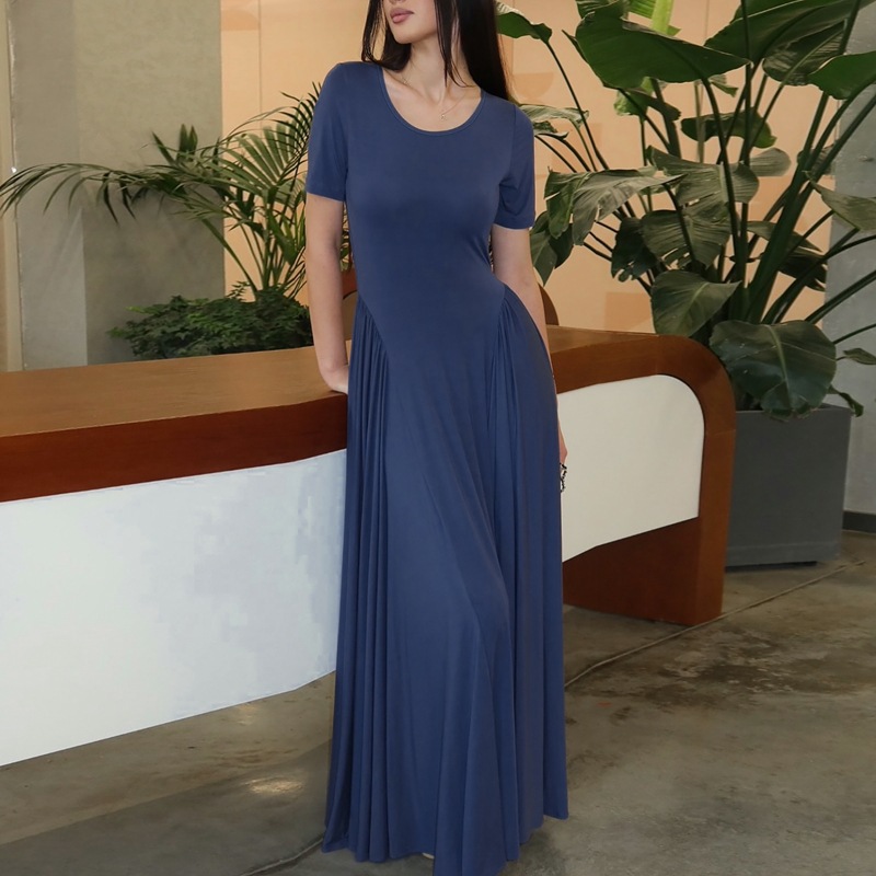 Europa y los Estados Unidos de la ropa de mujer de verano 2025 nuevo color sólido temperamento de moda cuello redondo delgado mangas cortas vestido grande vestido vestido largo image 4