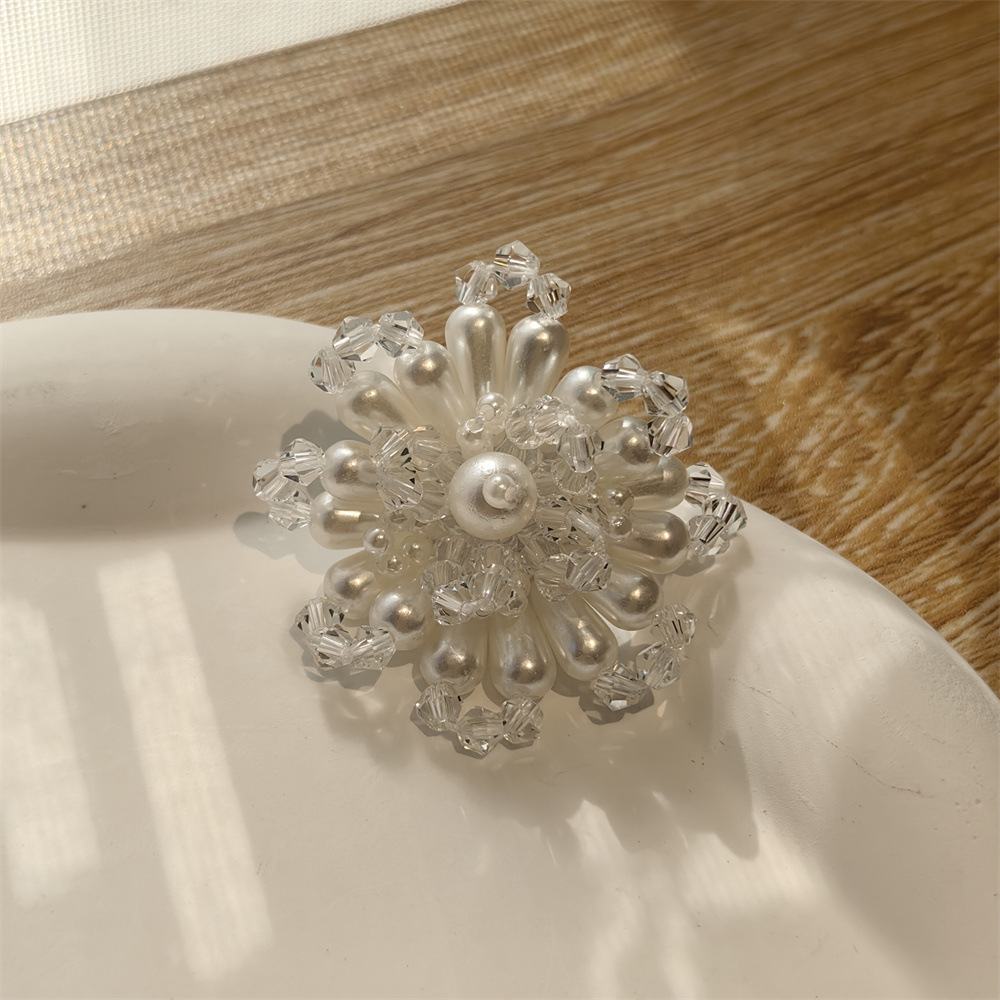 韓国の同じタイプの超仙真珠の蝶結びの靴の花の高級感の靴の装飾の小さい香風のdiy重工の百合の装飾