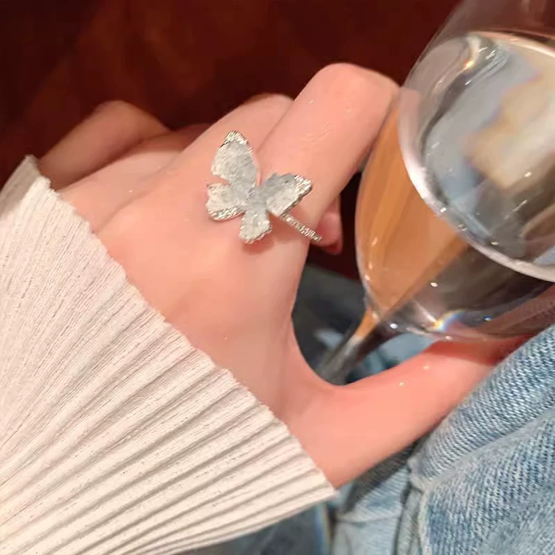 Ring, Retro Small Bow Design, Light-Luxury Silver-Tone Statement, One Size