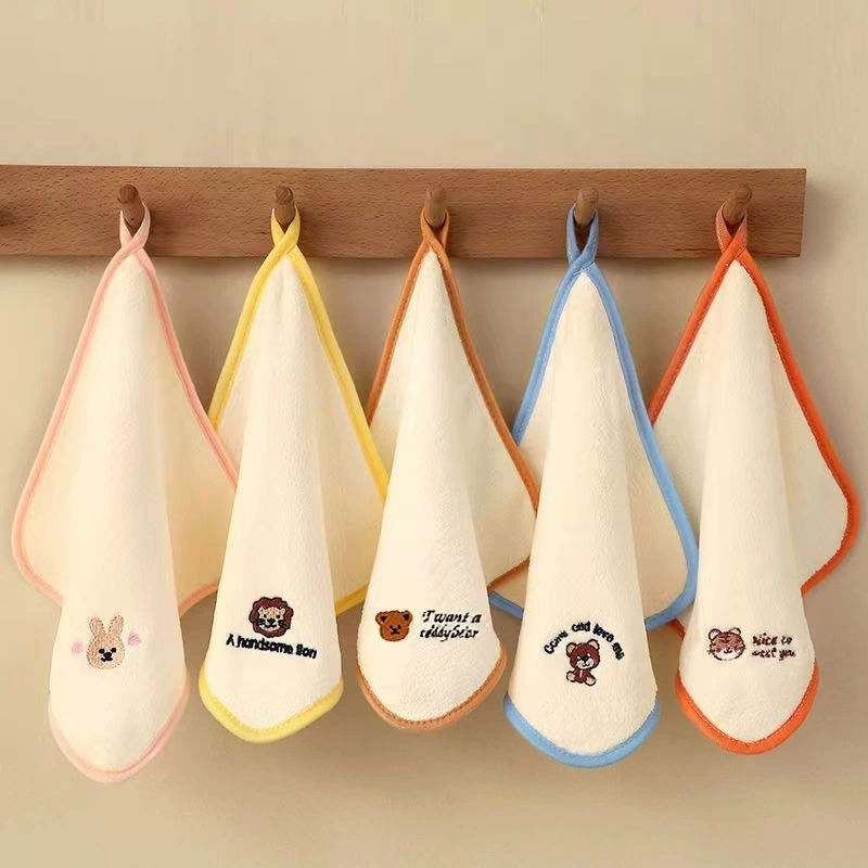 Новорожденные дети моют лицо маленький носовой платок оптом детское домашнее полотенце