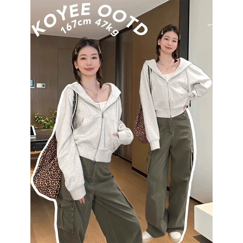 Short autumn sweatshirt, warm jacket with zipper