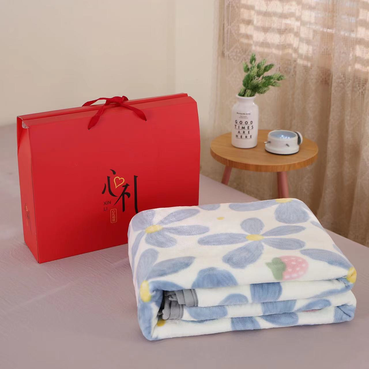 Shop Anniversary Event Gift: Air Conditioner Blanket, Nap Blanket, Coral Fleece & Flannel Blanket—Customizable with Logo