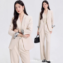杏色西装外套女2025新款春秋设计感休闲职业装正装高级感西服套装