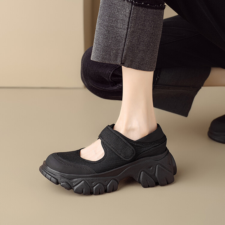 두꺼운 밑창 토르 신발 ~ 블랙 캐주얼 운동화 여성의 새로운 플랫폼 신발 로퍼 학생 얕은 입 싱글 레이어 신발