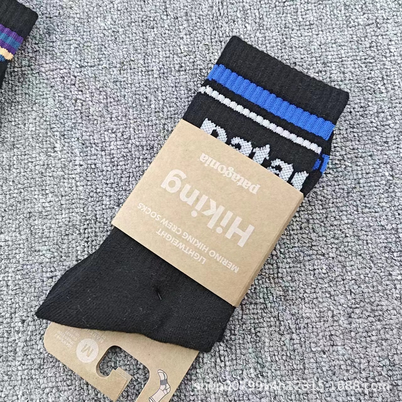 新しいパタゴニアハイトップタオルボトムカップルソックスアウトドアスポーツ登山ソックス卸売ハイトップトレンディソックス