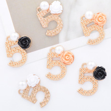 新款时尚珍珠带花数字5字挂件 发饰材料 手链项链合金diy饰品配件