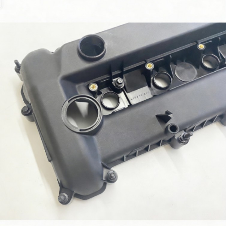 Suitable for Mazda Engine Valve Chamber Cover L50210210E L502-10-210C L50210210C
