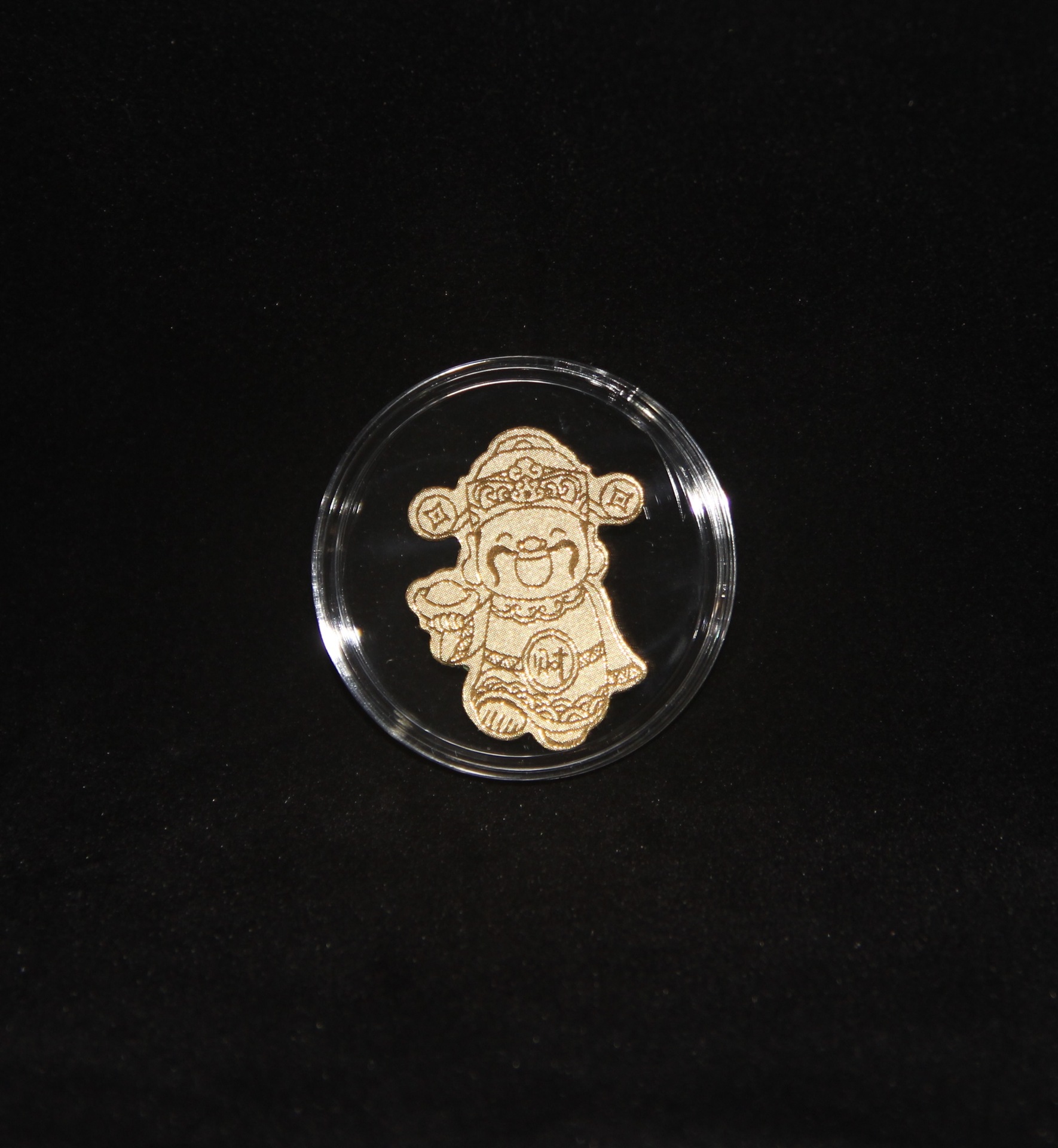 부의 신 + 아크릴, 금 포함