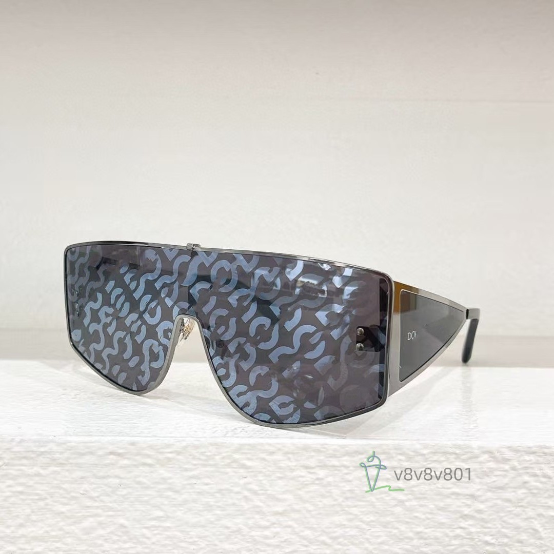 fashionable quality sunglasses for men and women