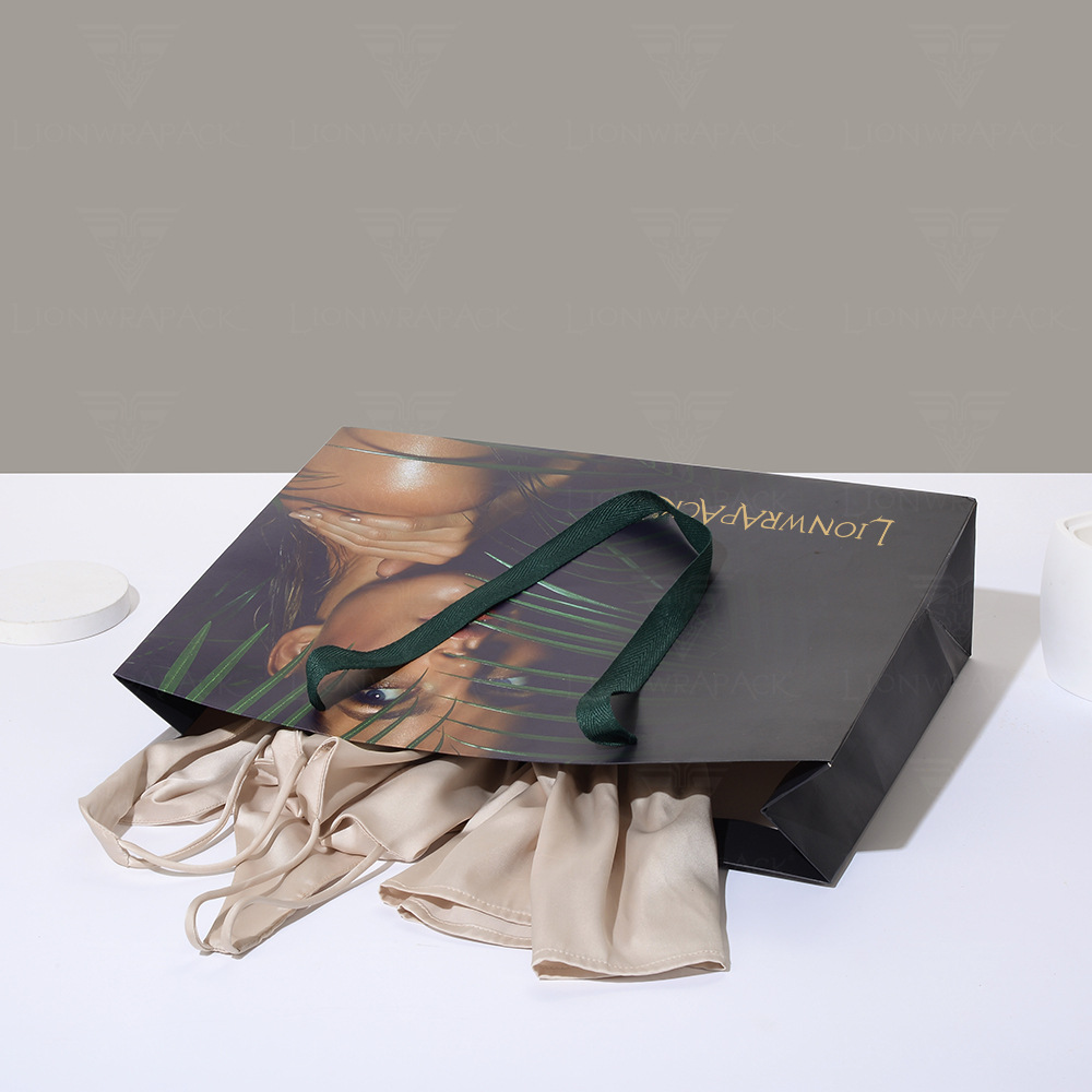 非现货包装手提袋服装袋鞋盒袋牛皮纸袋可印logo礼品袋礼物