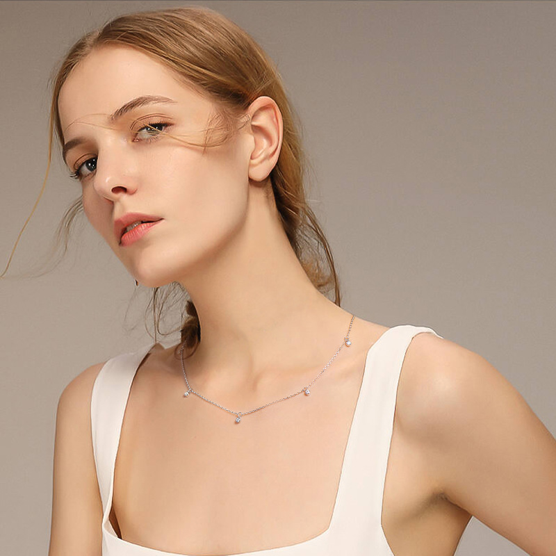 2024 Comercio exterior nuevo europeo y americano de lujo de alto grado moissanite collar femenino estrellado s925 plata esterlina Cadena de hueso al por mayor