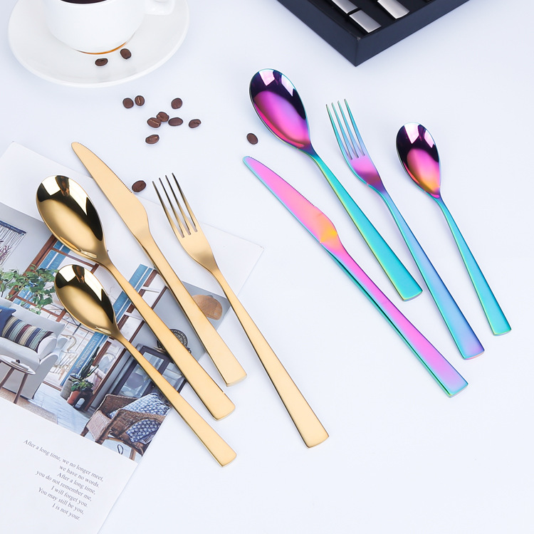 Transfronterizo occidental comida Hotel 304 vajilla de acero inoxidable traje creativo y conveniente ins cuchillo de carne, tenedor y cuchara conjunto de cuatro piezas al por mayor