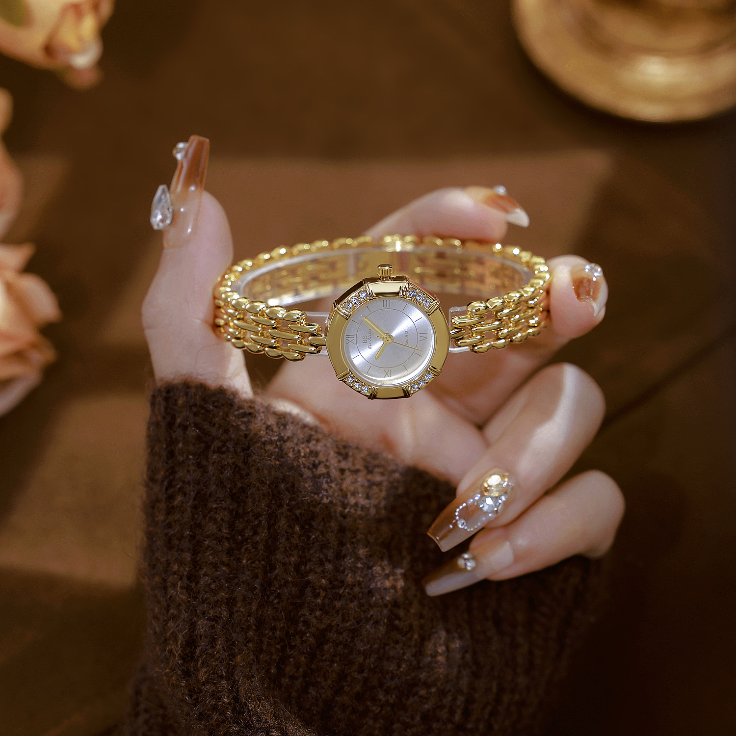 55g Weight Tempered Glass Mirror Material Fine Steel Strap Material Watch Classification Pointer Display Type Jewelry Buckle Buckle Style Diamond Dial Shape Casual, Tea Party Occasion Quartz Movement Solid Color Pattern All Seasons Season Women's Gender Elegant, Classic Style Style Elegant Classic Style Solid Color Jewelry Buckle Quartz Watch 5