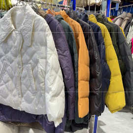 品牌折扣女装羽绒服品牌尾款杂款包清货厂家一手货源实体直播批发