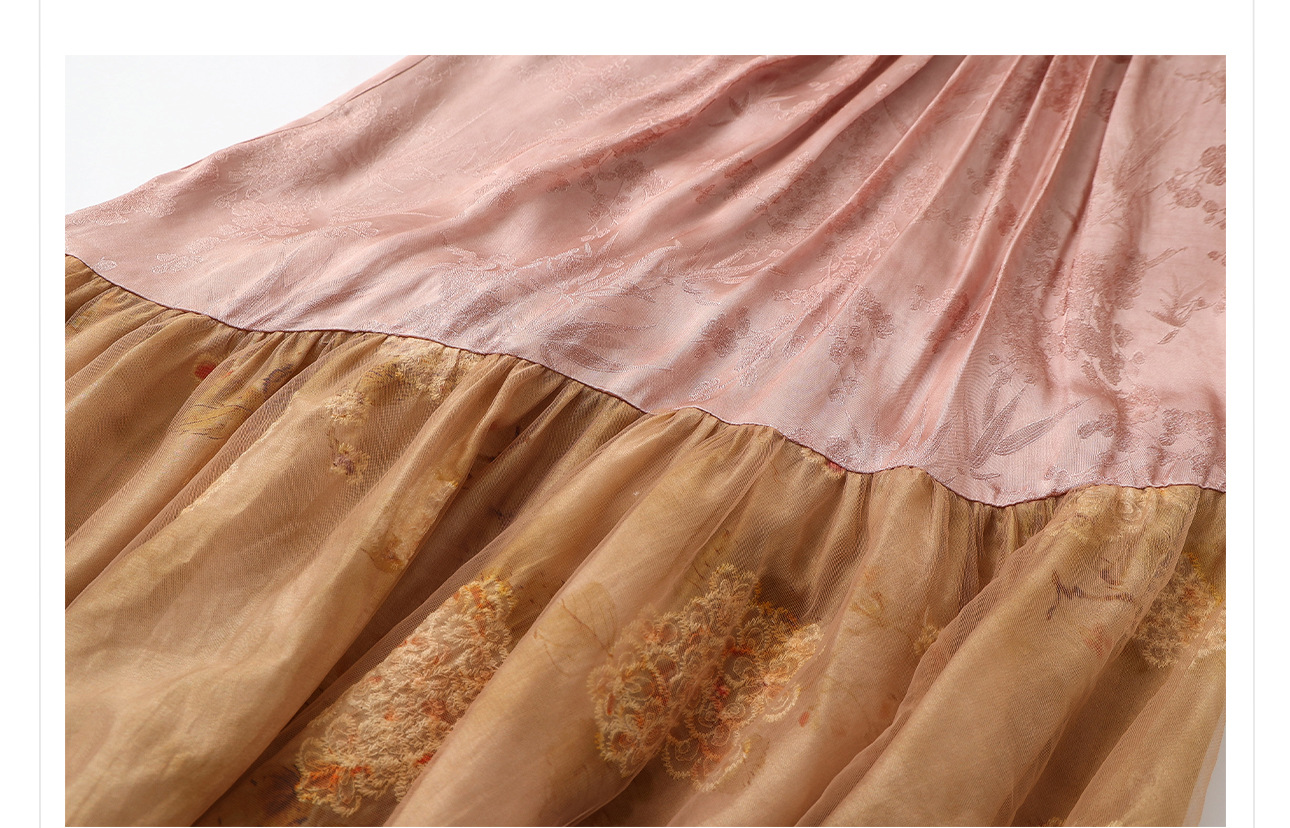Váy maxi nữ phối hoa phong cách quốc gia cao cấp, chất rayon sang trọng, tay ngắn, thắt eo — Màu trắng, Màu mơ cà phê chi tiết 7