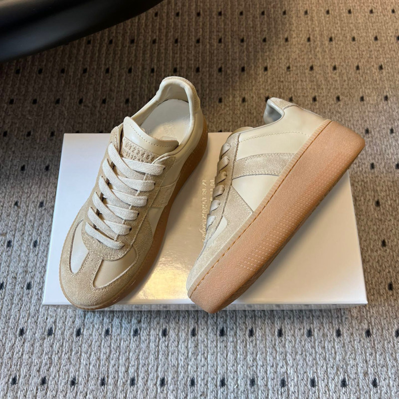 Mm6 Spring New Thick-Soled German Training Shoes for Women, Height-Increasing Color-Block Sneakers, Lace-Up White Shoes, Low-Top Sports Casual Shoes Mm6 Spring New Thick-Soled German Training Shoes for Women, Height-Increasing Color-Block Sneakers, Lace-Up White Shoes, Low-Top Sports Casual Shoes