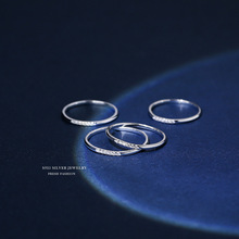 S925纯银小众设计闭口素圈戒指女日韩轻奢小众简约微镶锆石指环