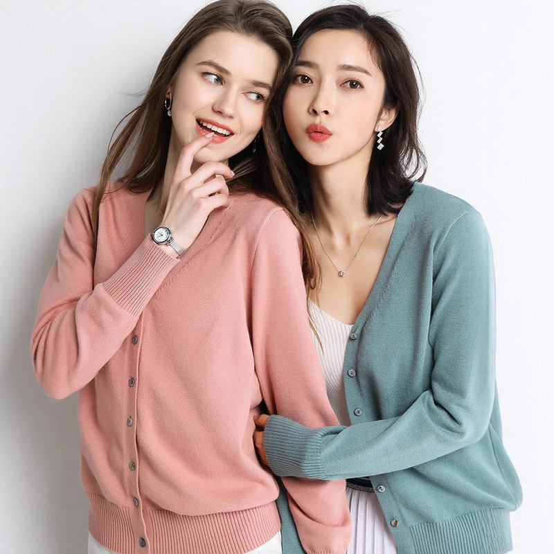 Special offer spring and autumn sweater cardigan women's short outer V-neck thin loose knitted long-sleeved sweater Korean style sweater coat
