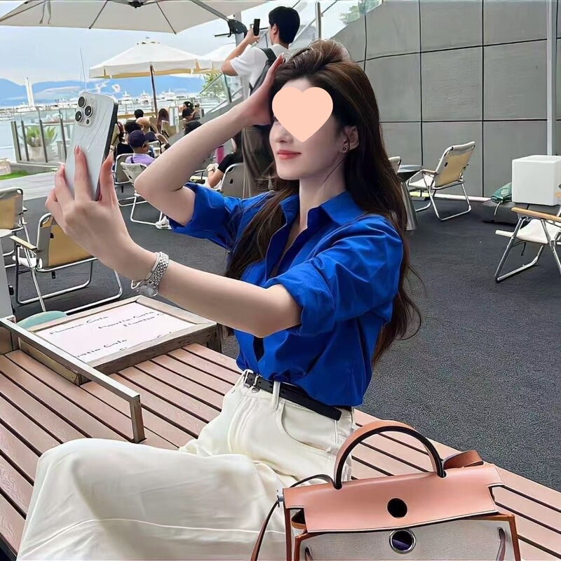 Klein blue top, petite size, women's spring/autumn new casual French-style loose long-sleeved shirt Klein blue top, petite size, women's spring/autumn new casual French-style loose long-sleeved shirt
