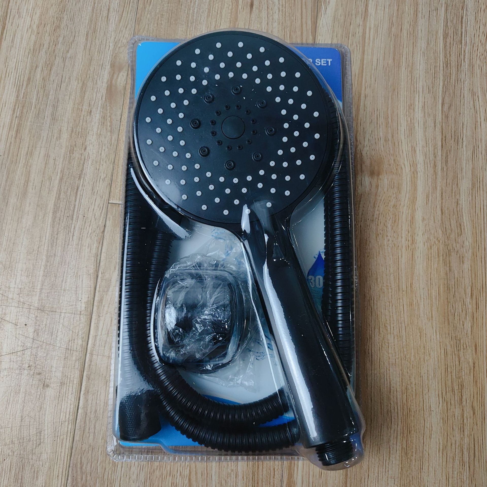 Comercio exterior al por mayor pequeño conjunto de ducha de tres piezas conjunto de ducha de tubo de ducha base conjunto de ducha