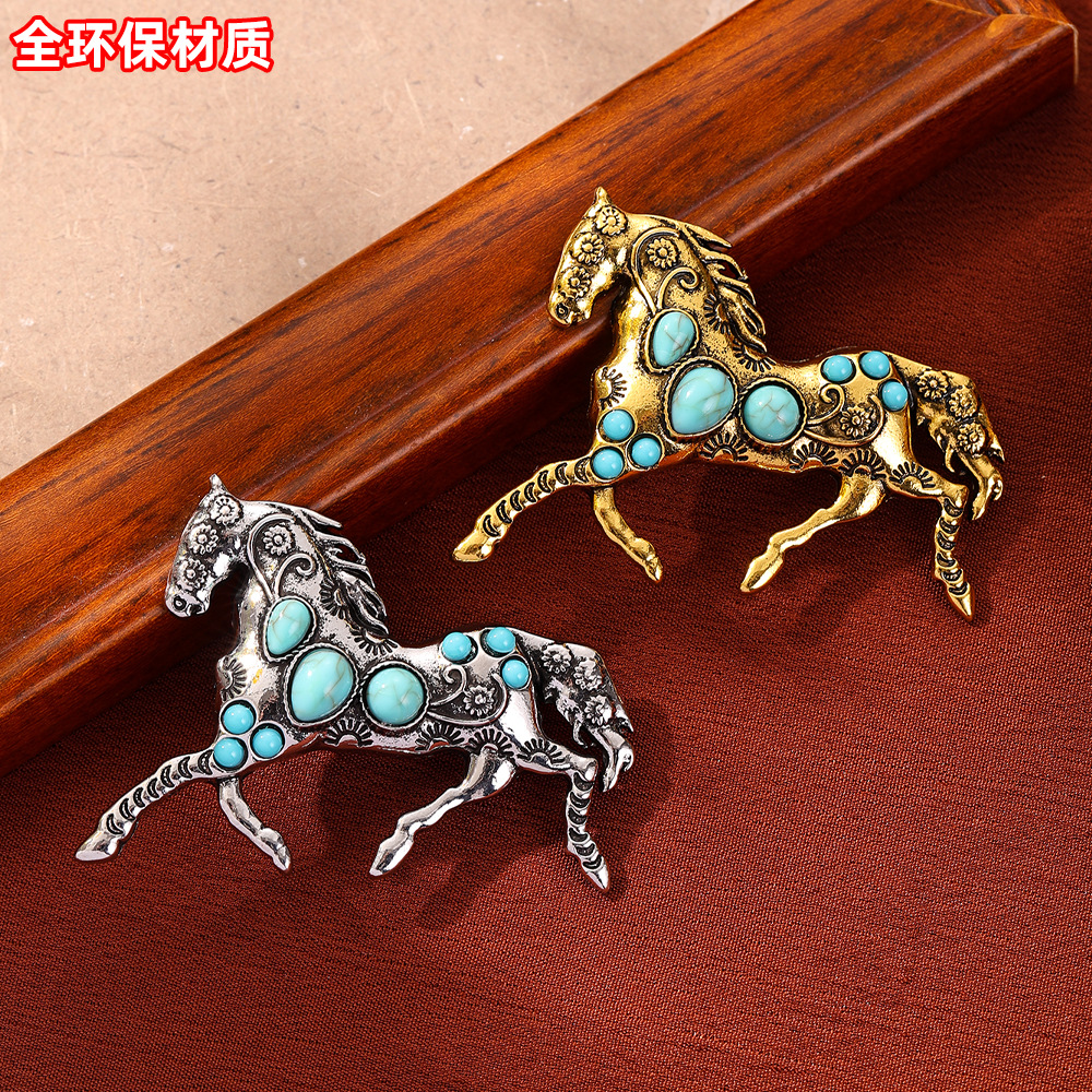 European and American Retro Horse Blue Gemstone Brooch Elegant Horse Year Mascot Corsage Women's Accessories Pin Ready for Sale